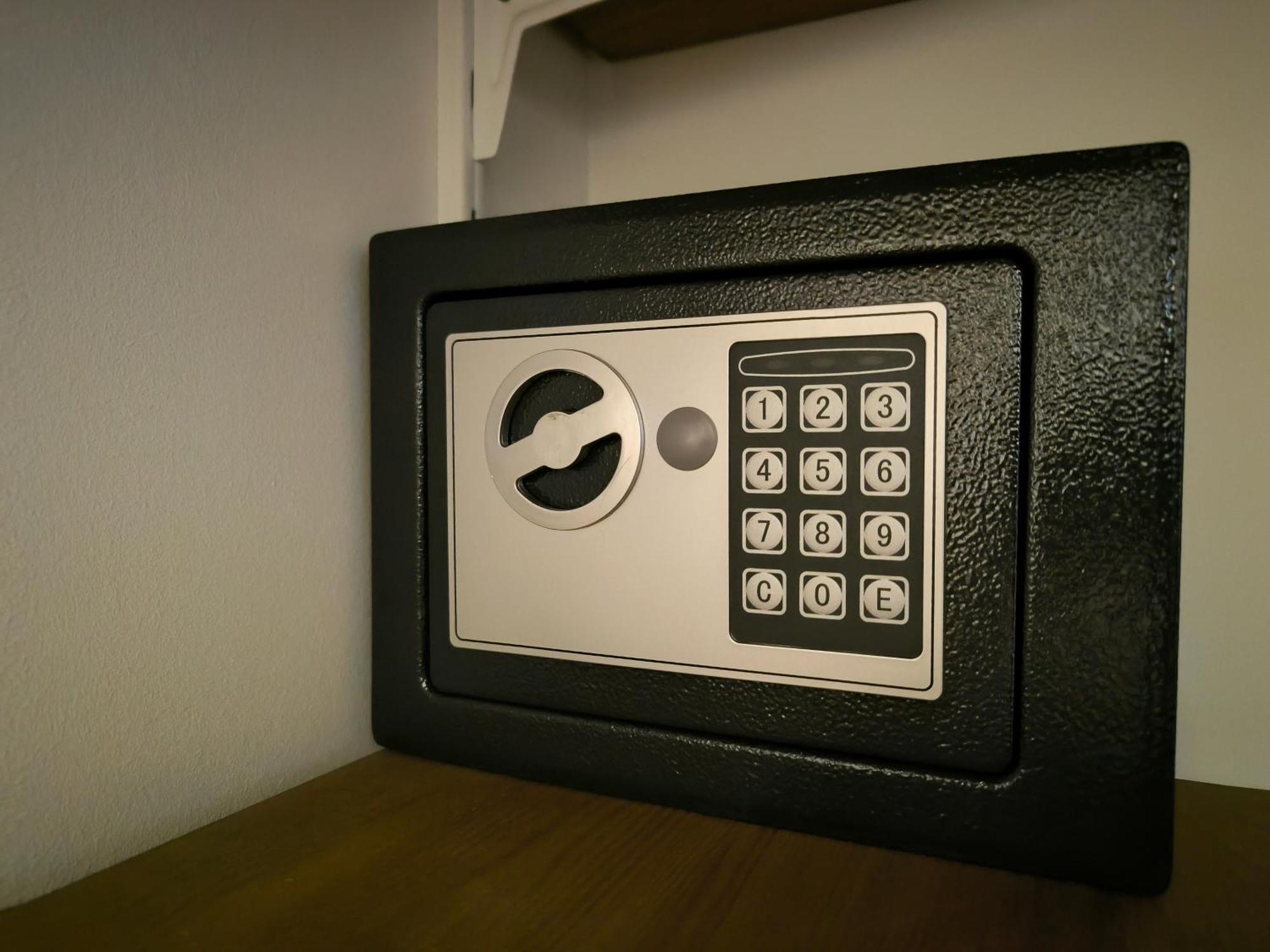 Appartement Teika No 1 In A Quiet Area, Self Check-in